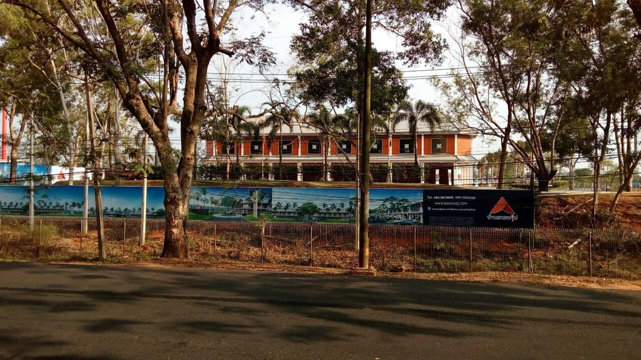 Suratthani Airport Hostel Сурат-Тхані Екстер'єр фото