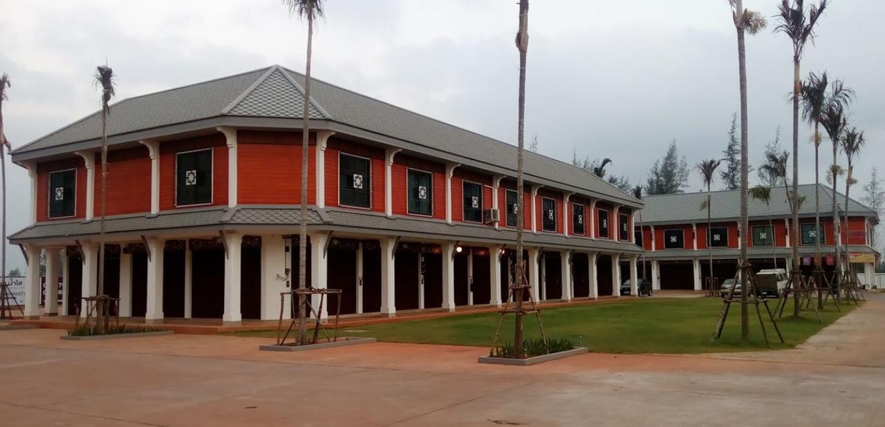Suratthani Airport Hostel Сурат-Тхані Екстер'єр фото