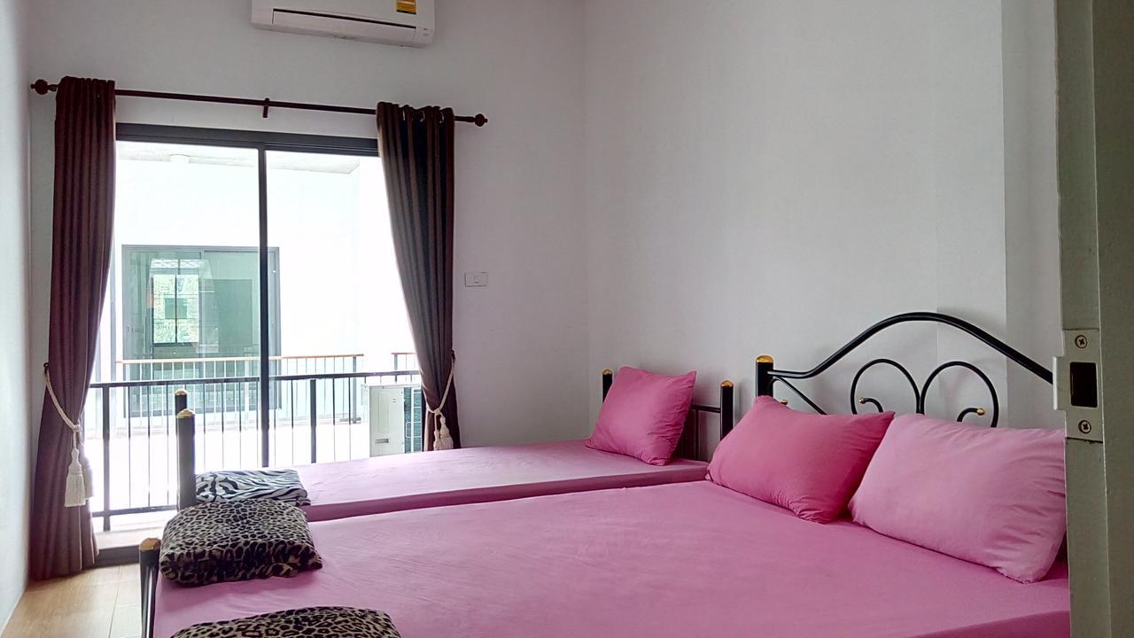 Suratthani Airport Hostel Сурат-Тхані Екстер'єр фото